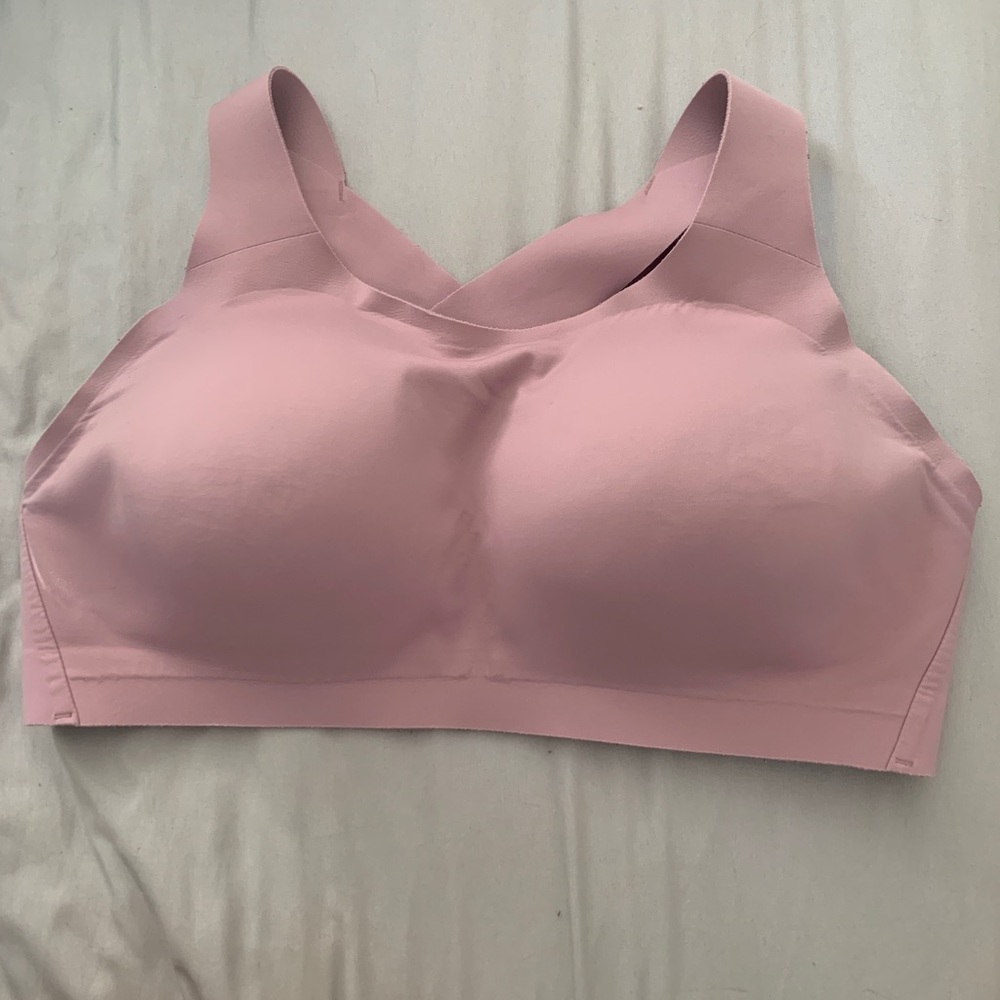Lululemon pink bra